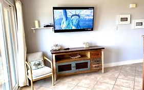 Baca Beach Escape I - 3 Pools - Pet Friendly
