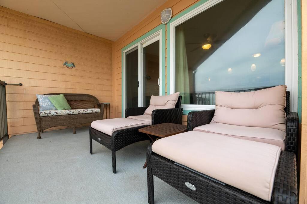 Baca Beach Escape I - 3 Pools - Pet Friendly Galveston Exterior photo